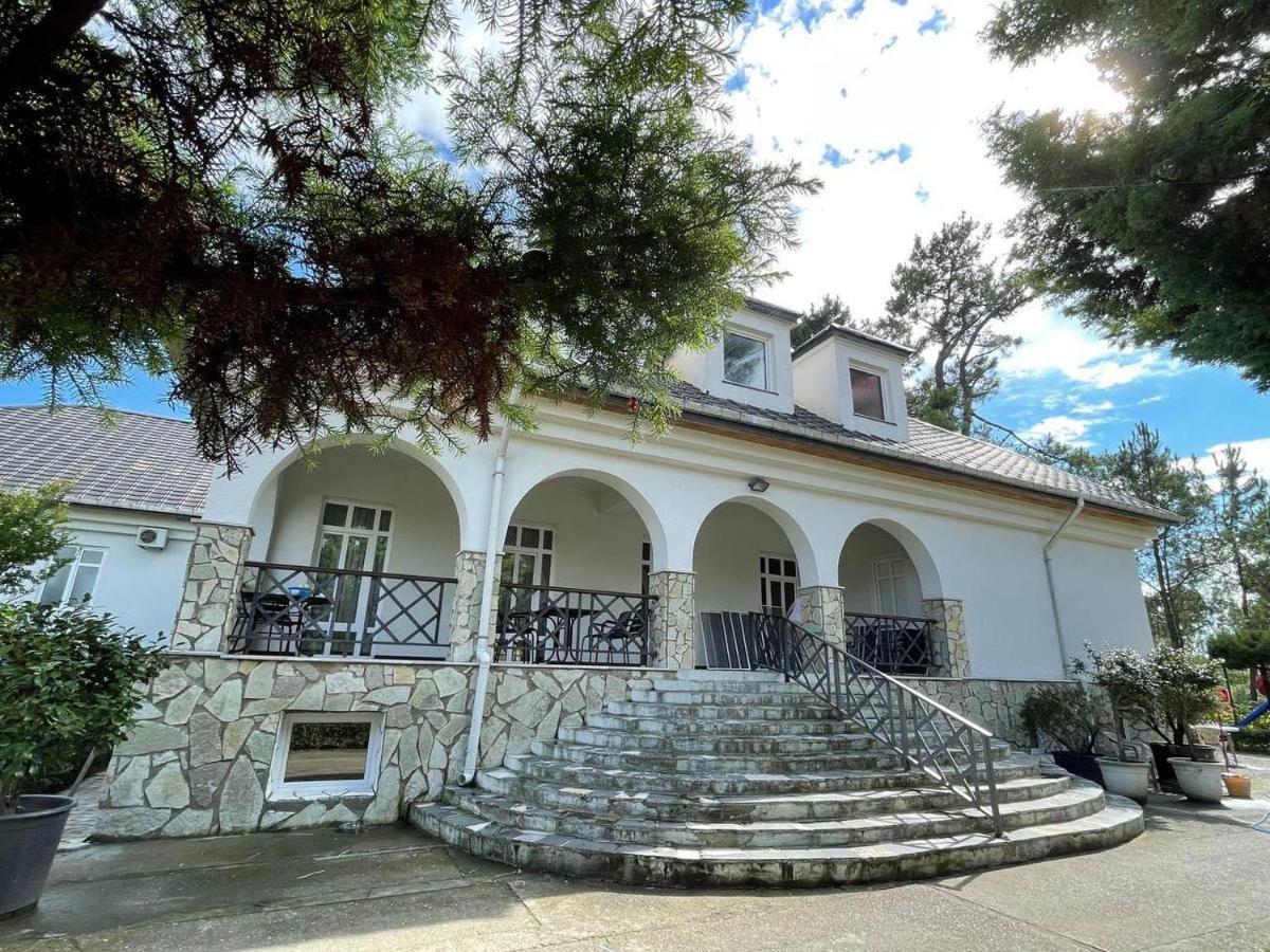 אורקי Laguna Hotel מראה חיצוני תמונה
