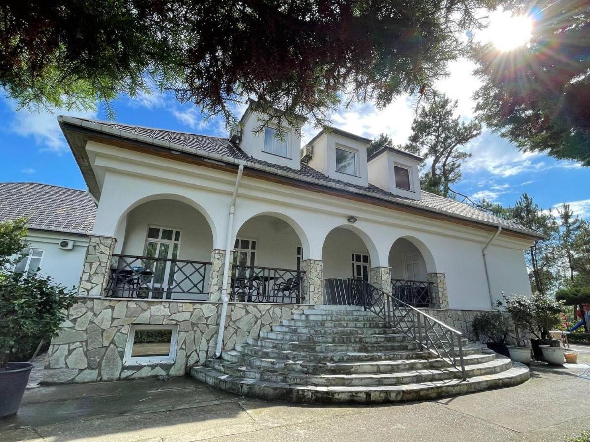 אורקי Laguna Hotel מראה חיצוני תמונה
